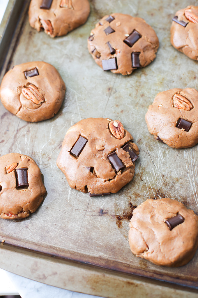 vegan chocolate chip cookies