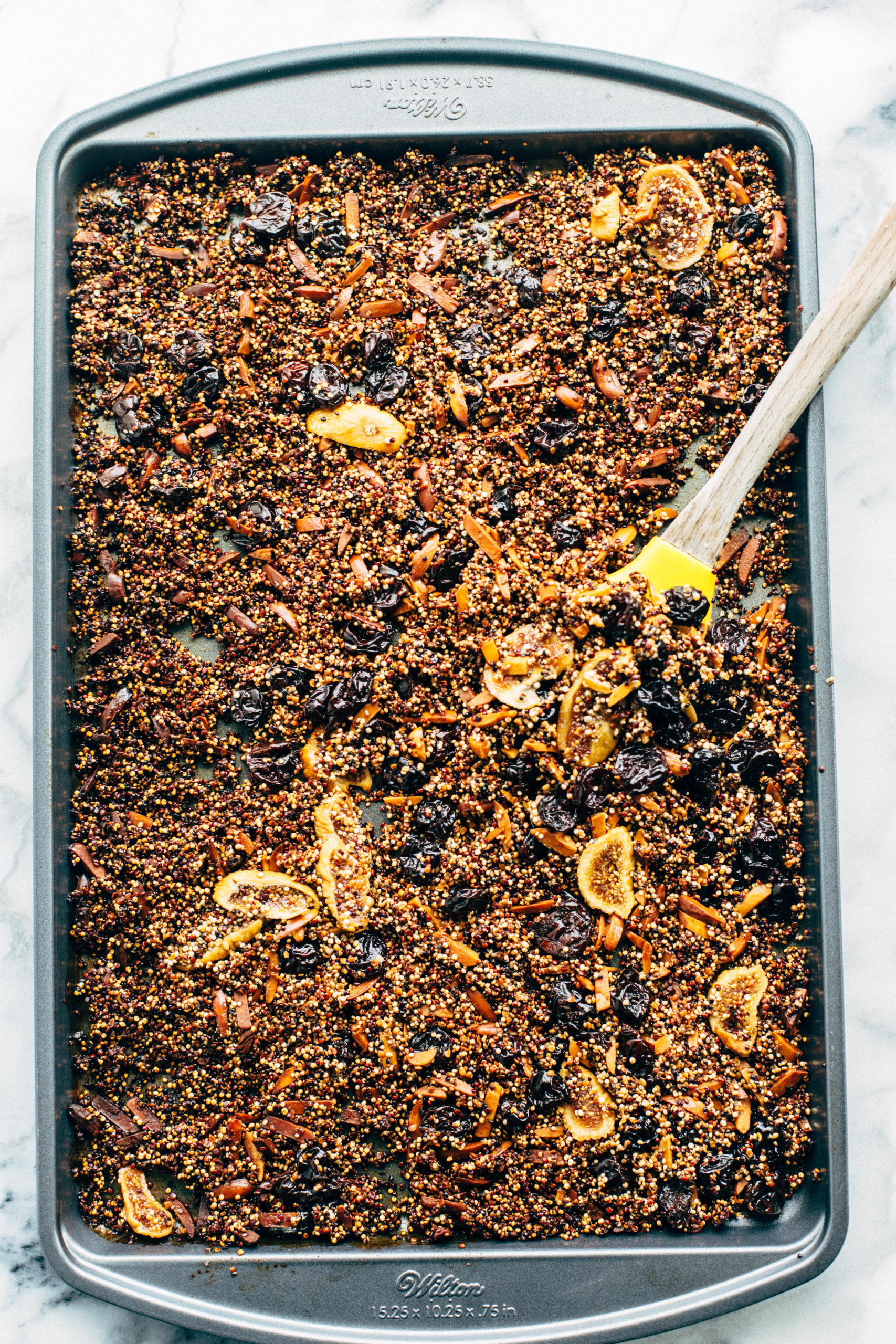 quinoa granola