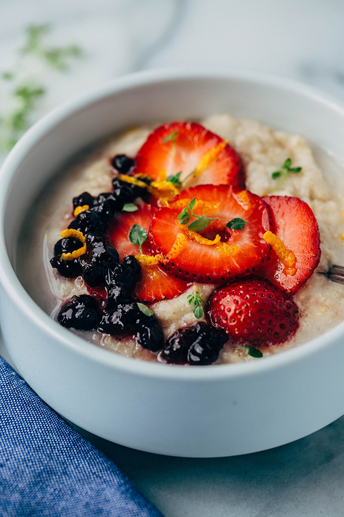 overnight strawberry honey oats bowl