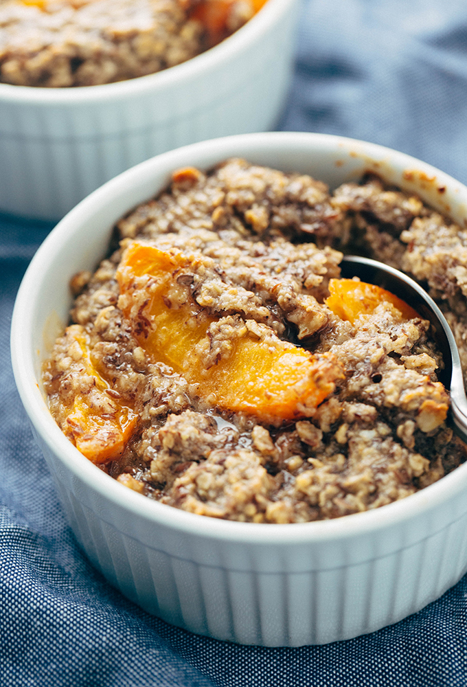 summer apricot oatmeal bake