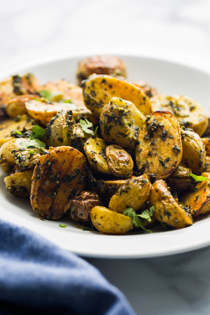 oven roasted pesto potatoes