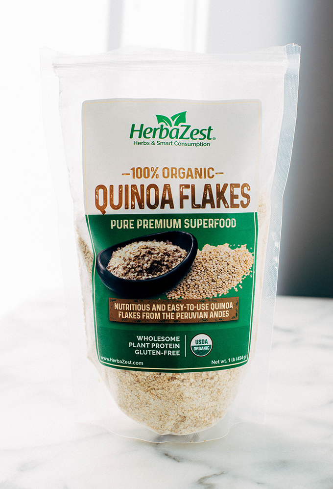 A bag of 100% organic Quinoa Flakes